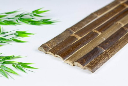 Tiang Bambu Setengah Alami Biodegradable Ukuran Bilah Bambu Disesuaikan Untuk Dekorasi