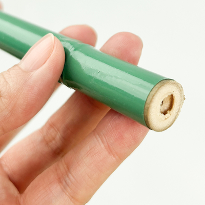 Tiang Bambu Mentah Alami Dilapisi Plastik Untuk Penopang Taruhan Tanaman Pohon Tomat