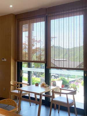 2m Outdoor Bamboo Roller Blinds Roll Up Shades Ramah Lingkungan Sun Proof